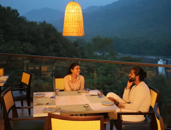 misting dining